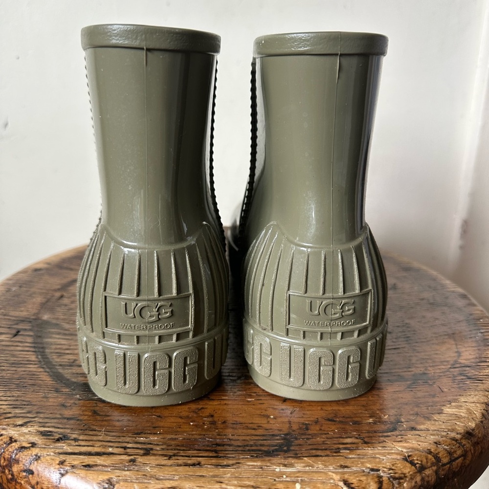 UGG Rain Boots - Picture 2 of 5